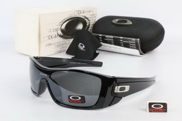 Oakley Boutique Sunglasses 067